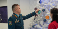Начальник регионального МЧС принял участие в акции "Елка желаний" - МЧС