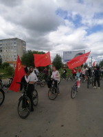 В РОДНИКАХ КОММУНИСТЫ И СТОРОННИКИ КПРФ ПРИНЯЛИ УЧАСТИЕ В ПАТРИОТИЧЕСКОМ ВЕЛОПРОБЕГЕ «В РИТМЕ ГОРОДА»