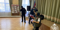 В преддверии Дня солидарности в борьбе с терроризмом сотрудники СОБР «Сумрак» провели урок мужества - Росгвардия