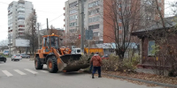 В Иванове рабочие убирают последствия стихийных свалок - Известно.ру
