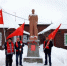 ЦВЕТЫ ЛЕНИНУ В ПОСЕЛКЕ ЛЕЖНЕВО В ДЕНЬ ЕГО ПАМЯТИ - КПРФ
