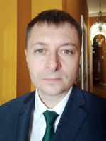 ЕГЭ глазами проверяющих: за сердечко сочинение могут аннулировать